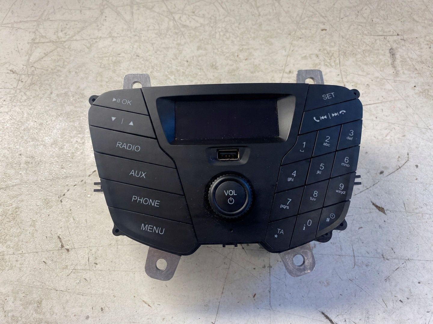 TRANSIT CONNECT MK2 RADIO USB DT1T-18D815-HB