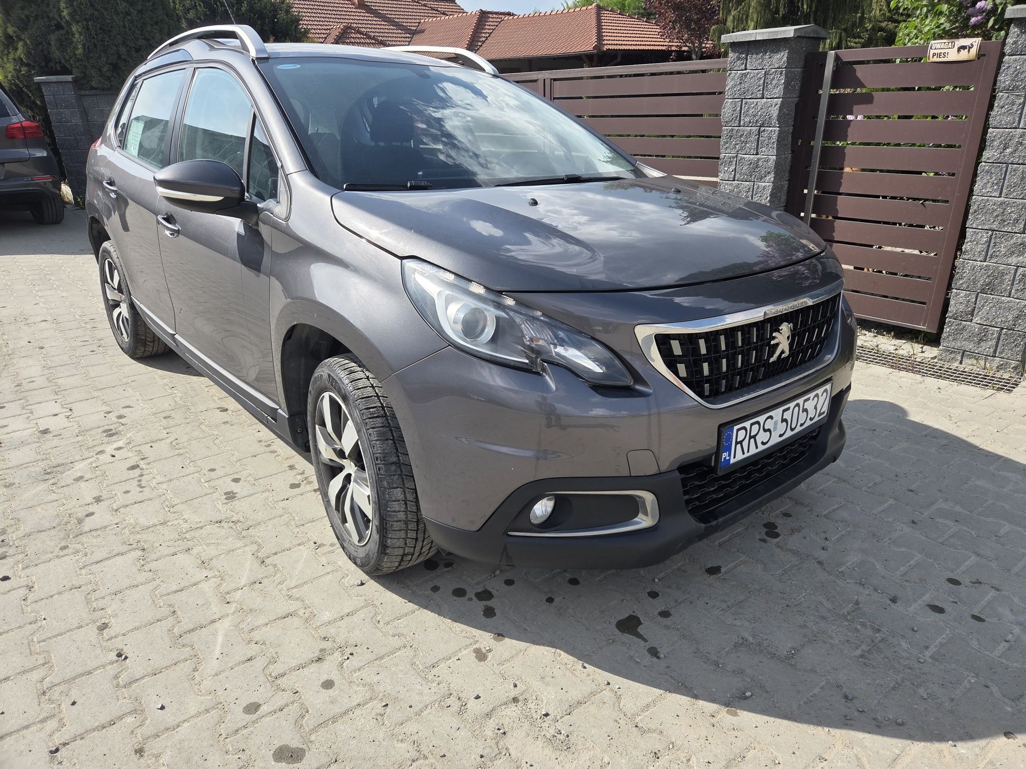 Peugeot 2008 1.2 benzyna 2017rok