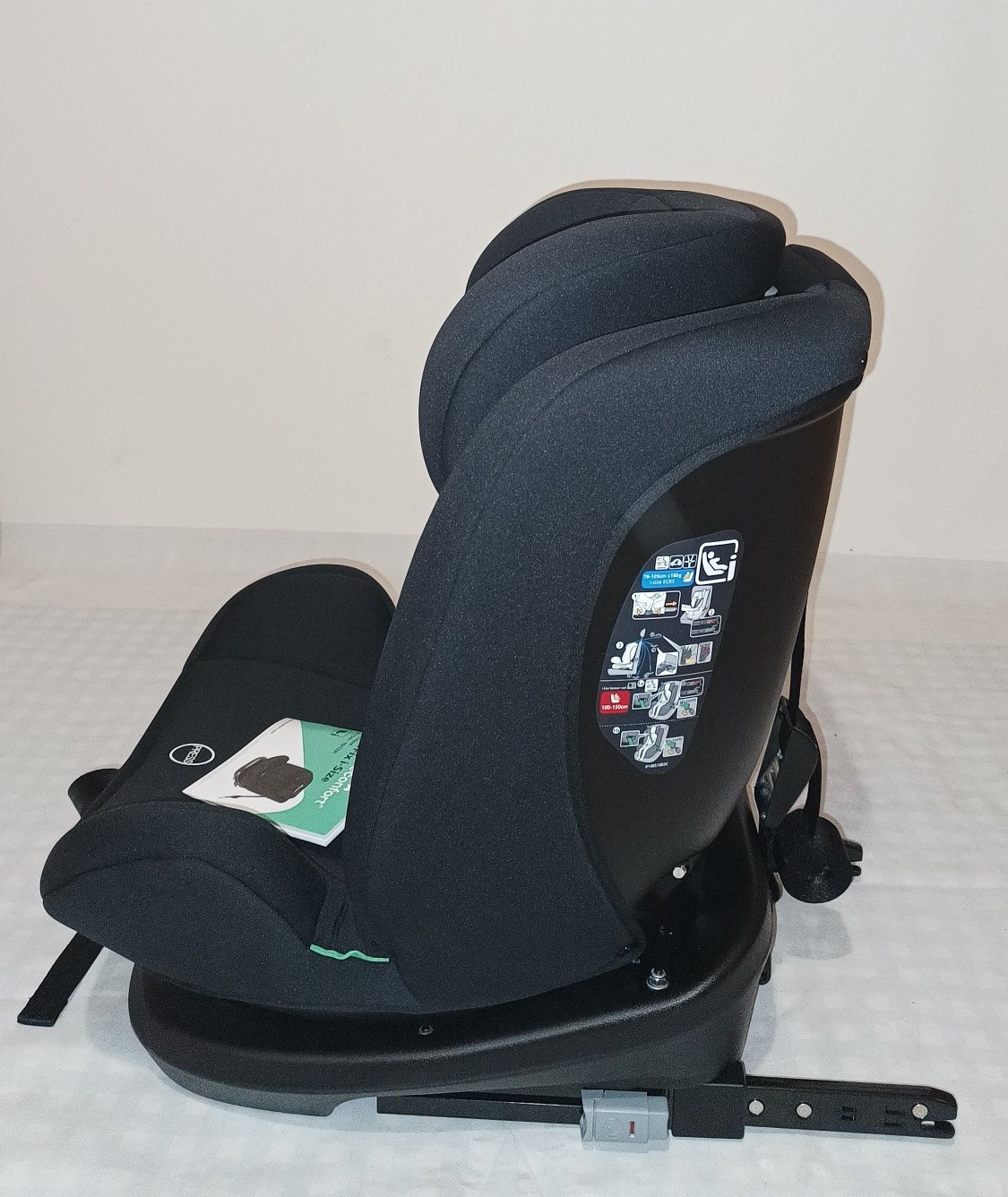 Автокрісло 9-36 Bebe Confort Maxi Cosi EverFix I-Size black ізофікс