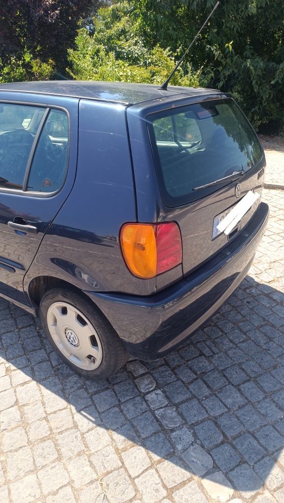 Volkswagen polo 1.0 167mil KMS ler descrição