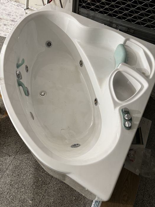 Vendo Banheira Hidrobox sem resistência