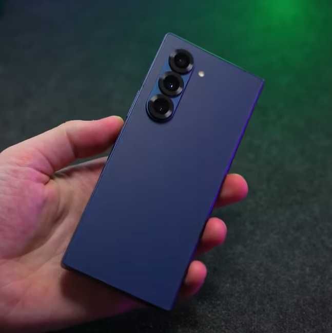 куплений в цитрусі Samsung Galaxy Z Fold 6