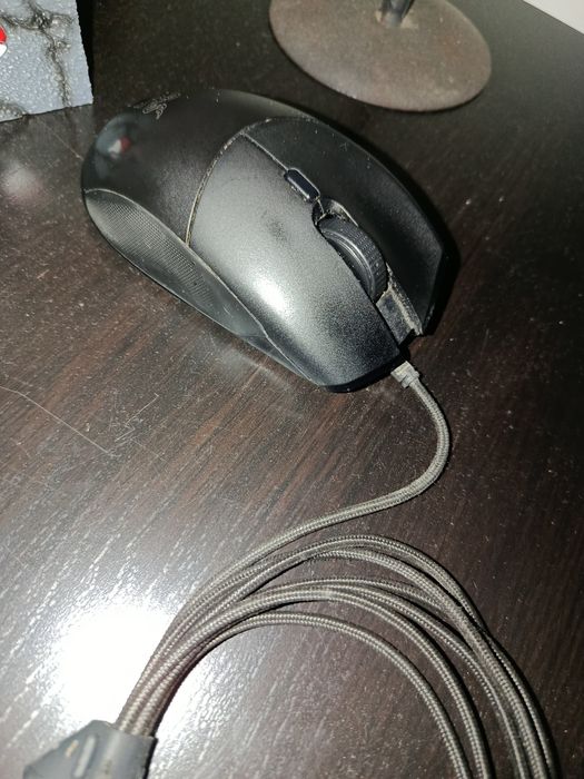 Rato Razer Basilisk Essential