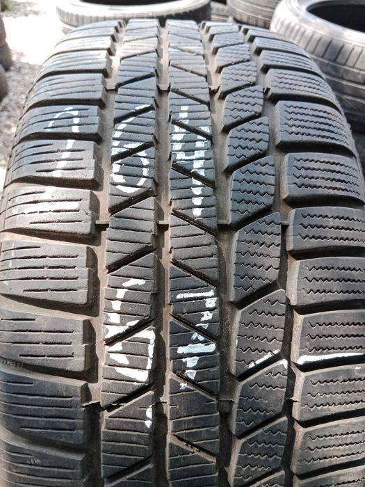 Opona używana zimowa 225/50R17 continental ContiWinterContact TS810 S