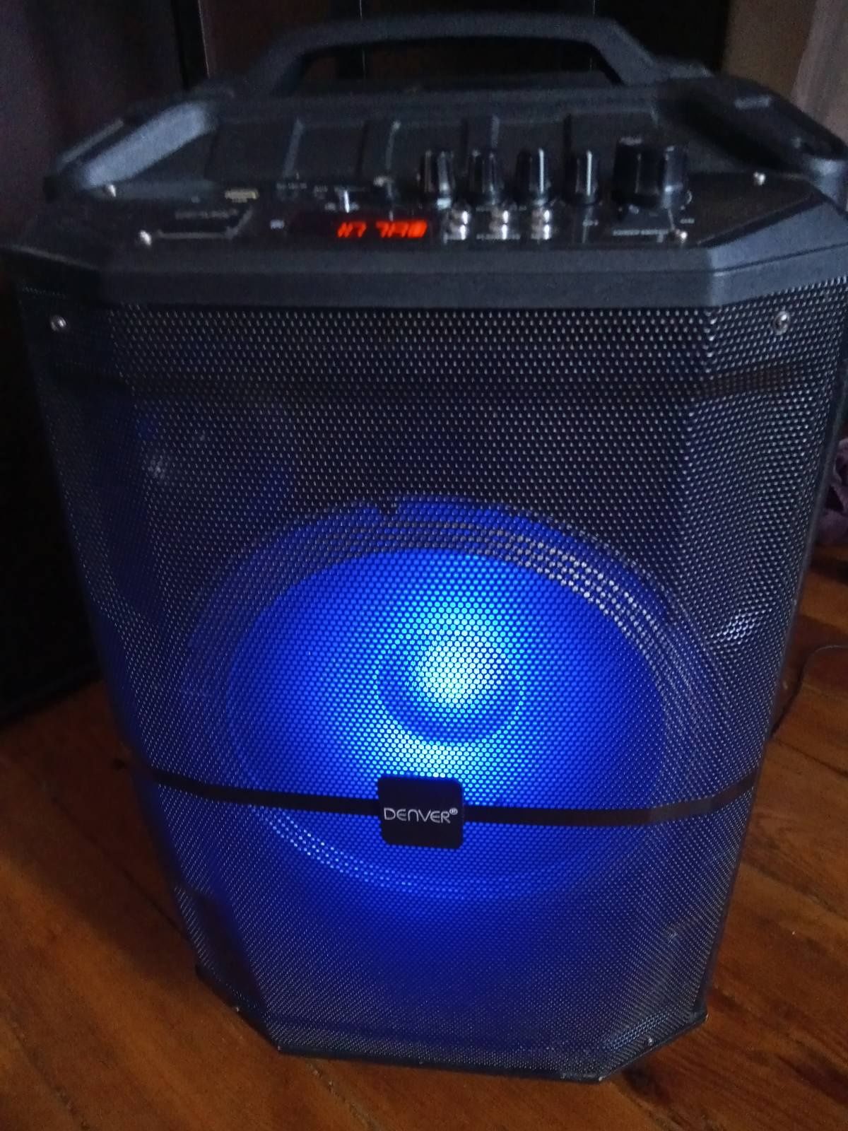 Продам переносну колонку Denver TSP-400