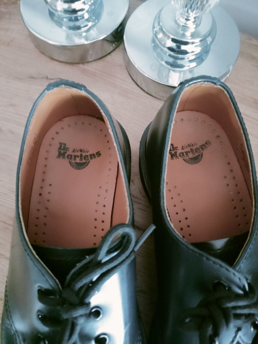 Buty Dr Martens 38 półbuty