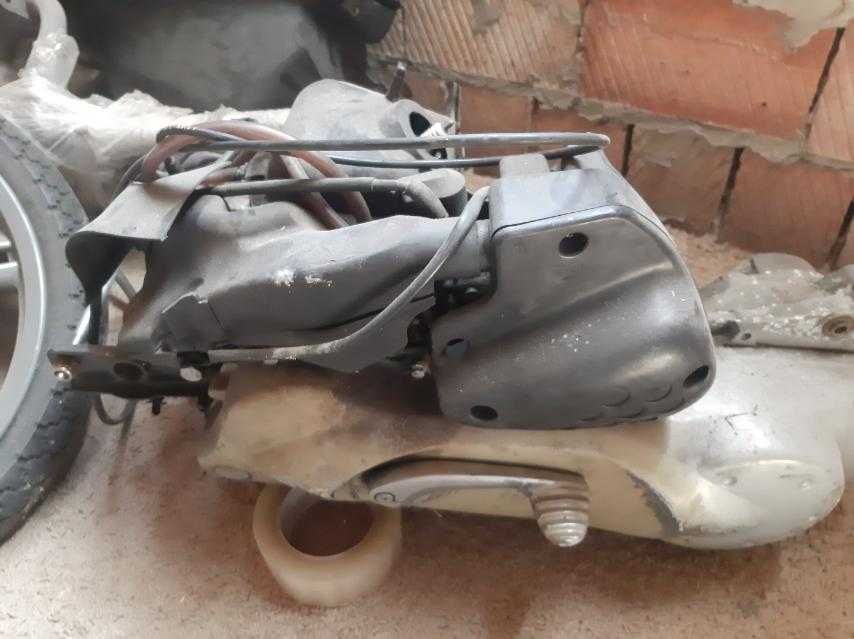 Пежо Люксор 50сс колёса р16.