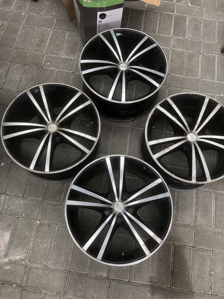Jantes renault 5x114 17”