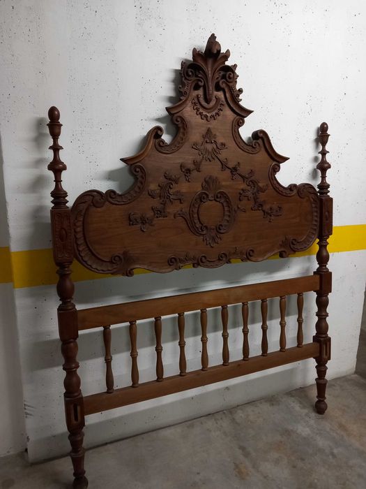 Cama de casal estilo Dom José