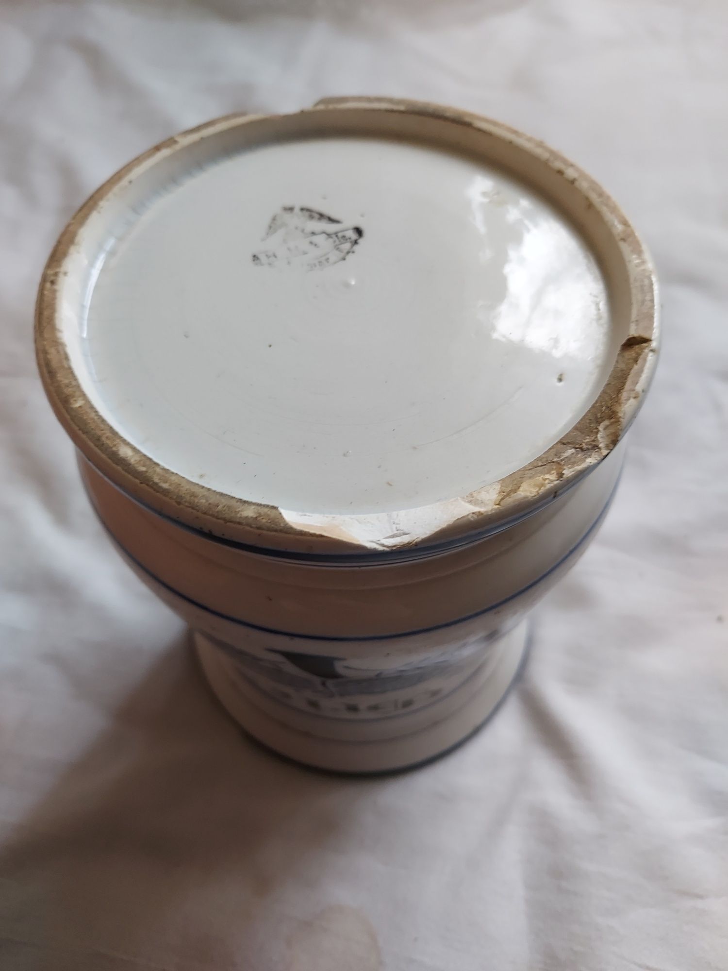 Stary niemiecki pojemnik porcelanowy gries