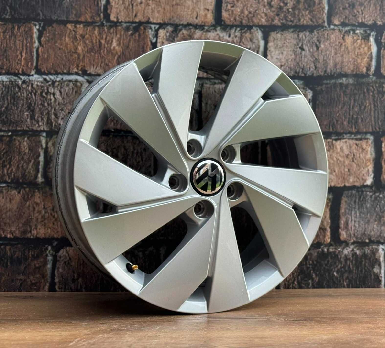 Alufelgi 5x112 r17 VW GOLF VIII VII VI V Touran Jetta Caddy Passat 156
