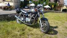Kawasaki Zephyr ZR 750 neoklasyk