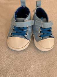 Buty niemowlęce niechodki 12