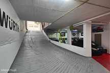 Vende-se Garagem em Rio de Mouro com 200m2