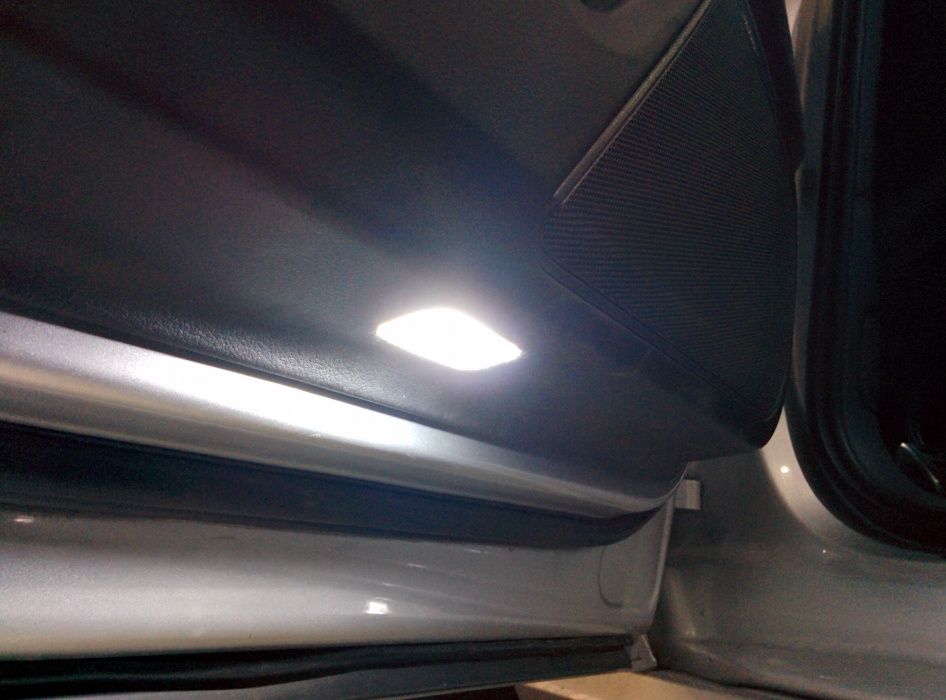 Audi - Luz cortesia LED extra forte branco