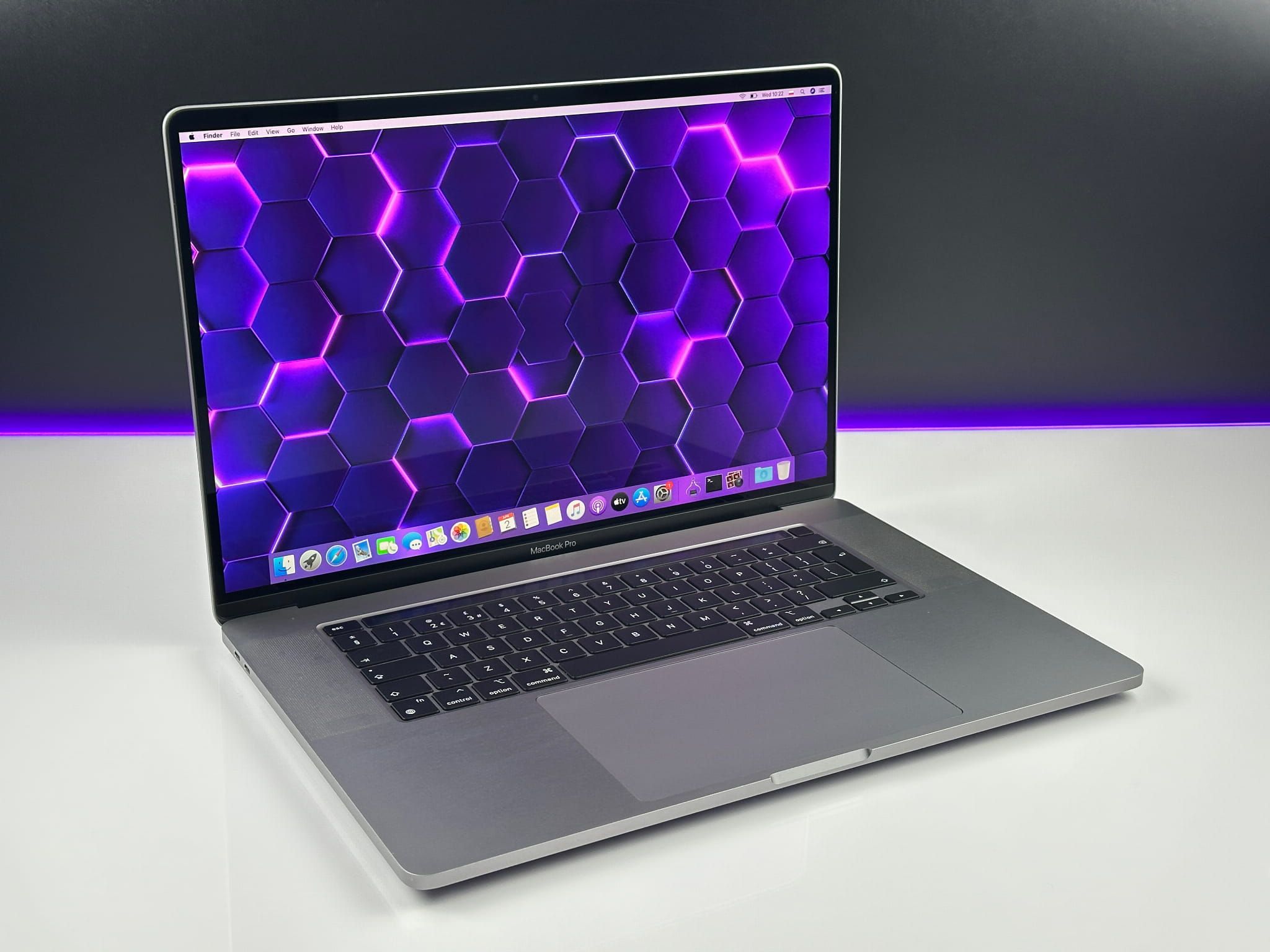 Laptop Apple MacBook Pro 16 A2141 | i9-9980HK / 32GB / 2TB / Radeon