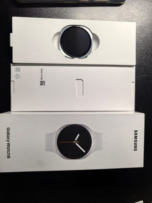 Samsung Galaxy Watch 8 44mm Czarny, biały nowe