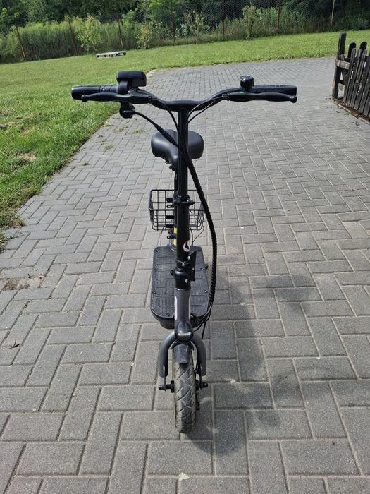 Hulajnoga elektryczna