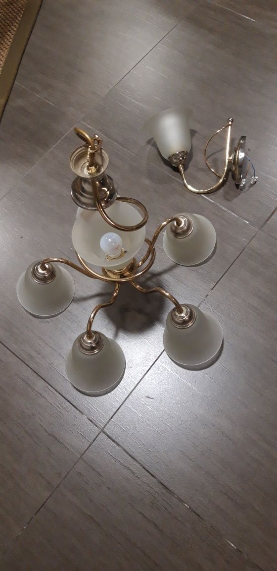 Lampa wisząca, żyrandol i kinkiet