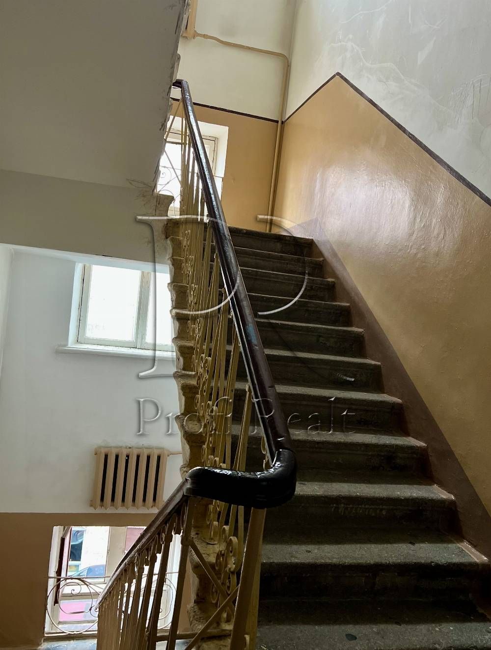 Продаж 2 кім. квартири вул. Михайлівська, 22-Б/м.Хрещатик/Золоті Ворот