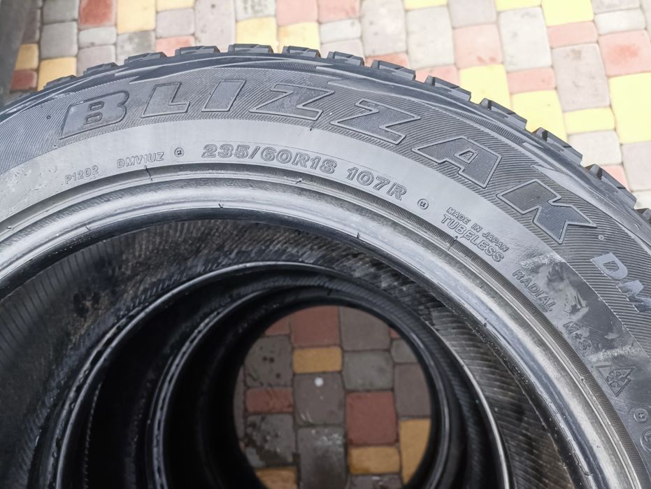 Bridgestone 235*60 р18 XL комплект зимової гуми