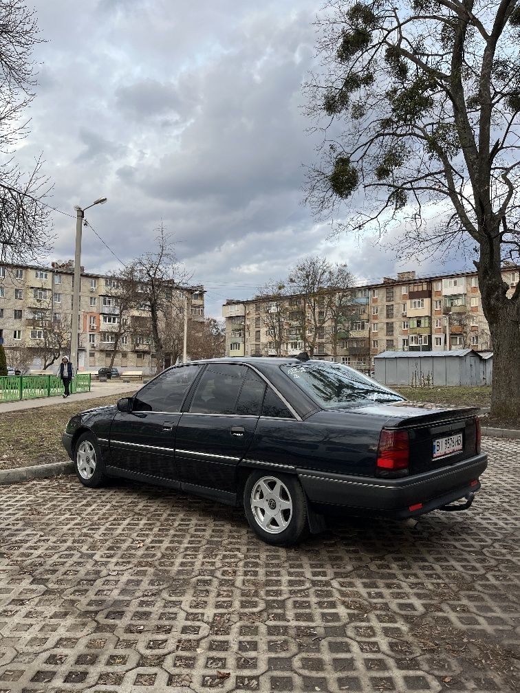Opel Omega A 2.0i