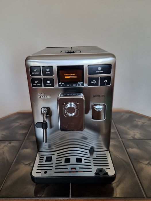 Кофемаш. Saeco  Eхprelia