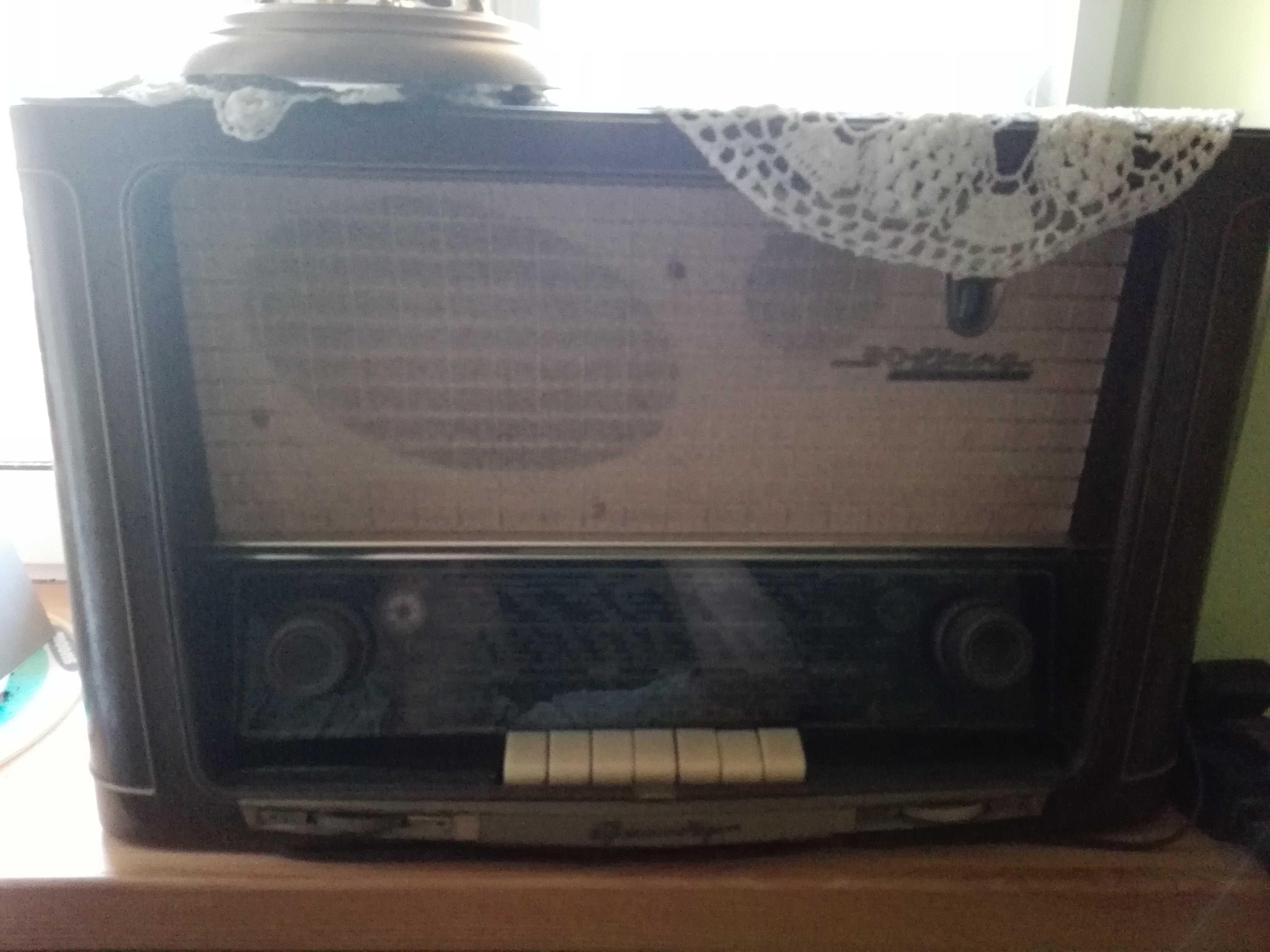 Okazja sprawne analogowe radio lampowe Grundig 1956 Germany zielone ok