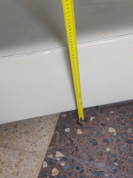 Pouf Minimalista Quadrado Branco IKEA