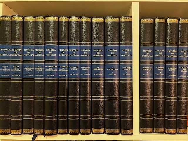 Colecção Historia de Portugal - José Mattoso 15 volumes