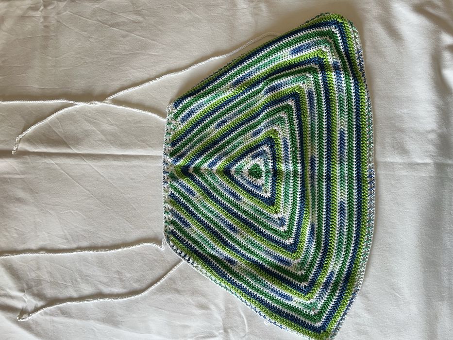 Top multicolor feito a mão