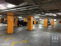 Estacionamento no centro da cidade de Santa Cruz