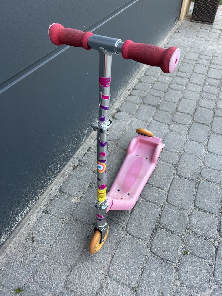 Hulajnoga trójkołowa  ItsImagical dla dziewczynki
