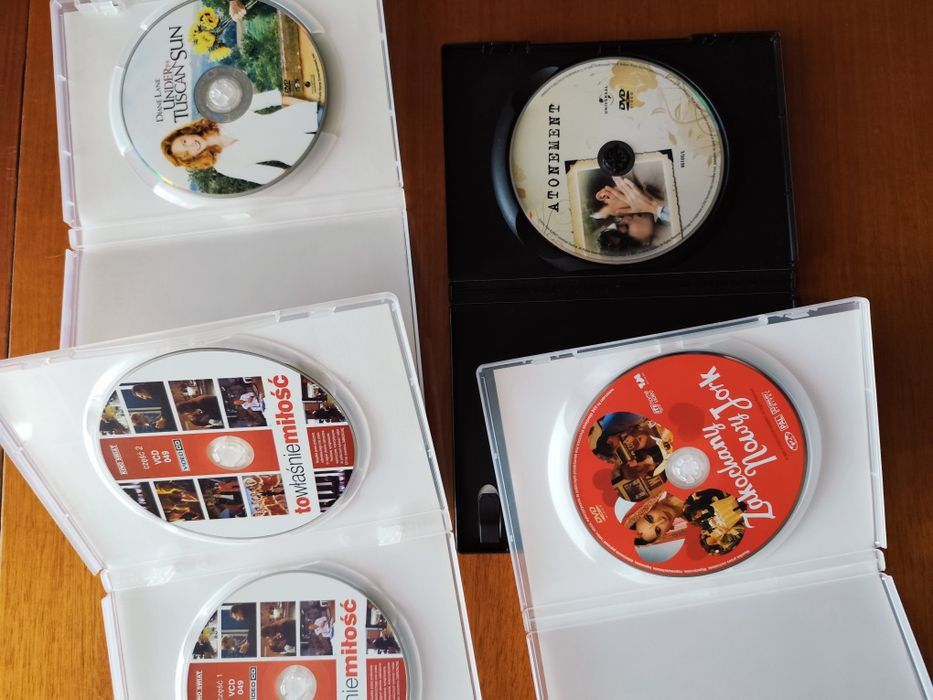 Kolekcja 4 filmów DVD na długie zimowe wieczory komedia miłość romans