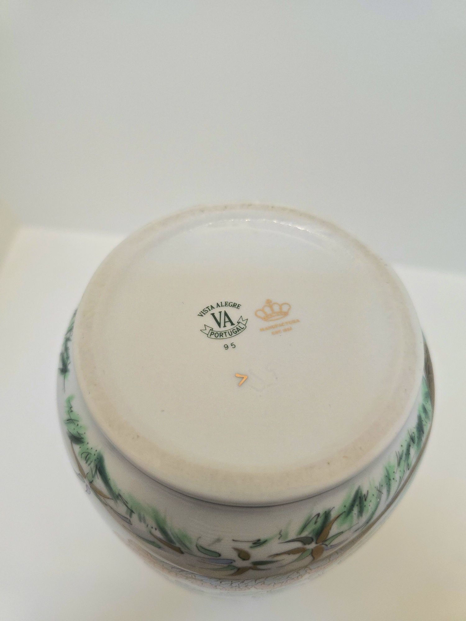 Jarra "Chengtu", porcelana da Fábrica da Vista Alegre.