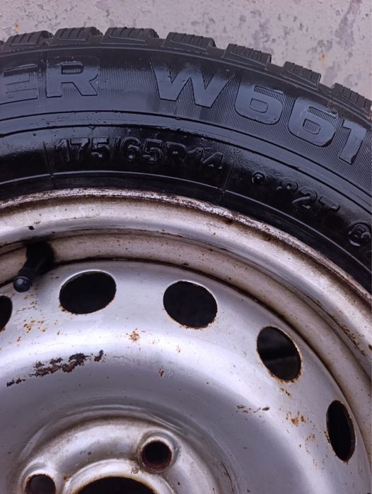 Продам запасне колесо