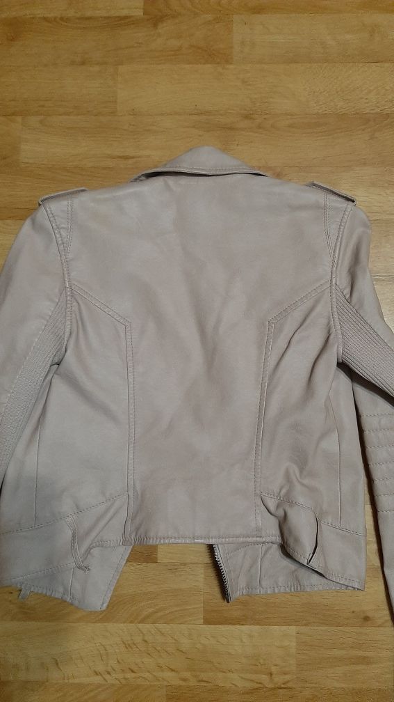 Продам ветровку, пиджак, кожзам, 146