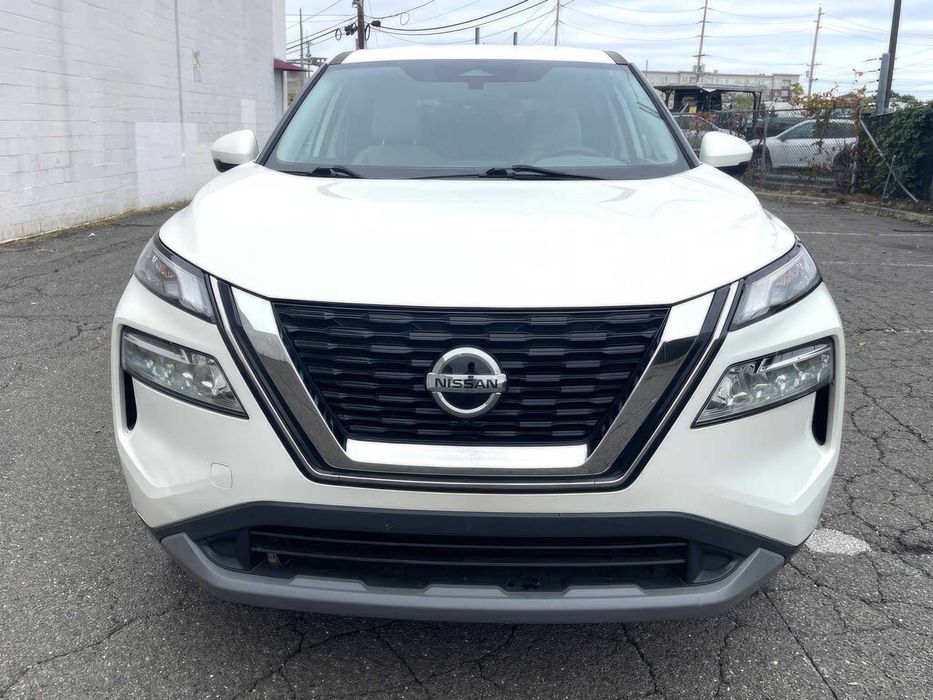 Nissan Rogue      2021