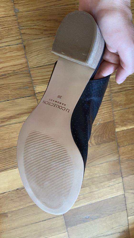 Босоніжки TJ collection нові
