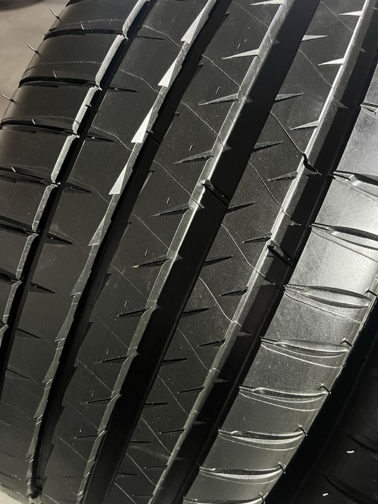 235/45/18 R18 Michelin Pilot Sport 4 TO 4шт нові