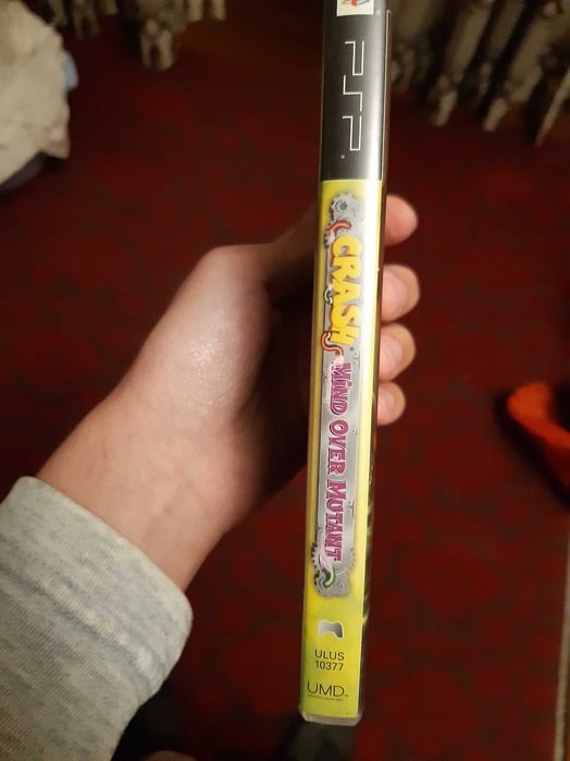 Crash Mind Over Mutant PSP UMD