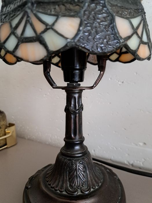 Lampka nocna stolowa Vintage Tiffany Witraz Angielska z brązu
