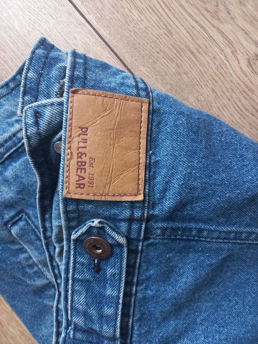 Чоловіча прикольна жилетка з капішоном.