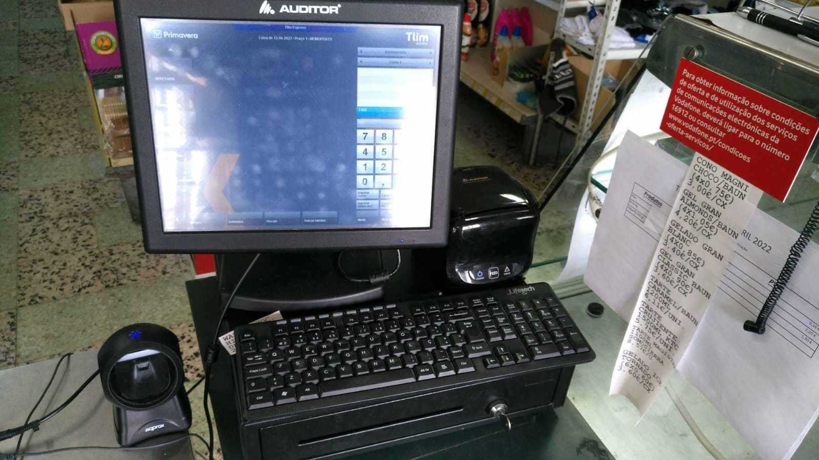 POS TouchScreen + gaveta + impressora + teclado + leitor codigo barras