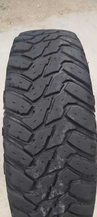 Cooper discovery stt 235/85R16