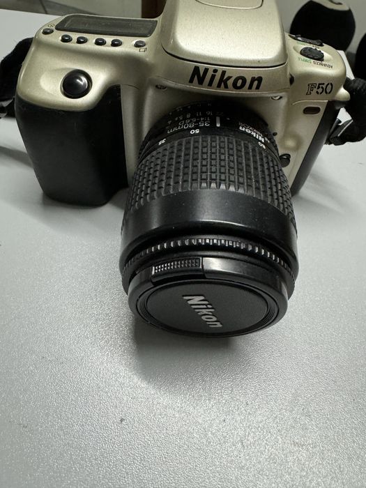 Maquina fotografica Nixon F50