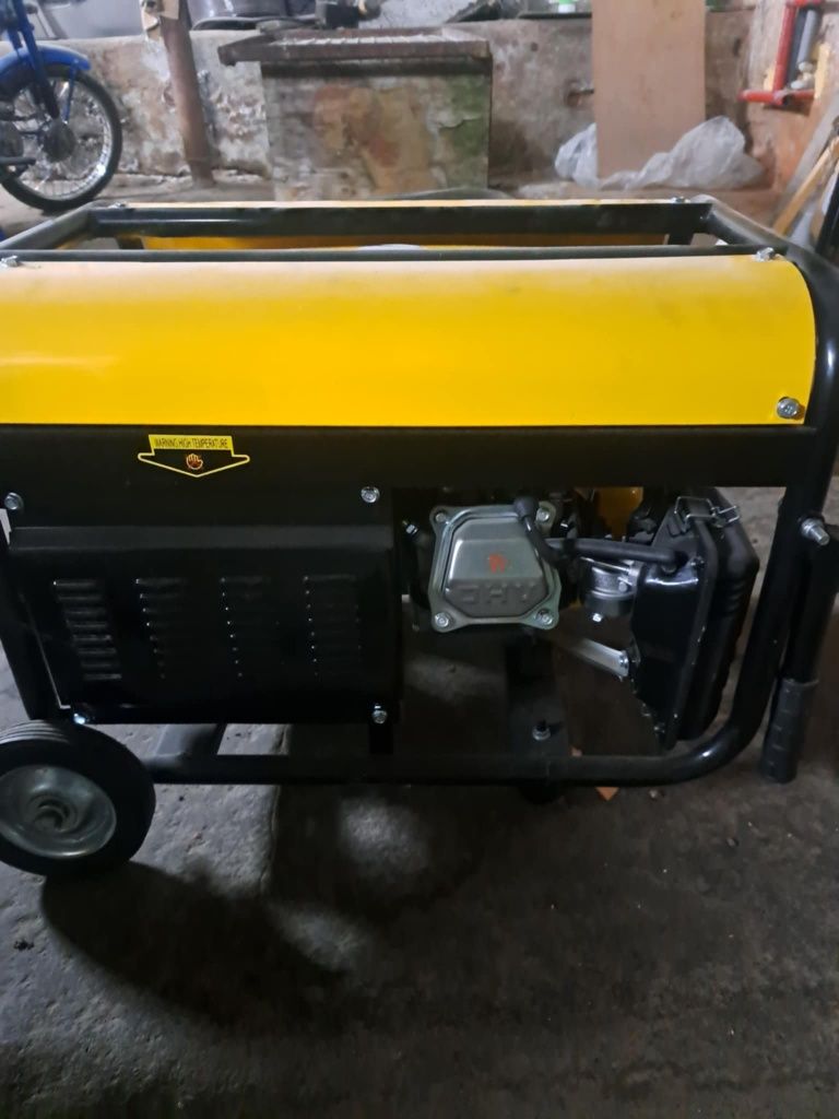 Agregat prądotwórczy Ettingen EGS 800X6 6,7kW 400V, 3,8kW 230V