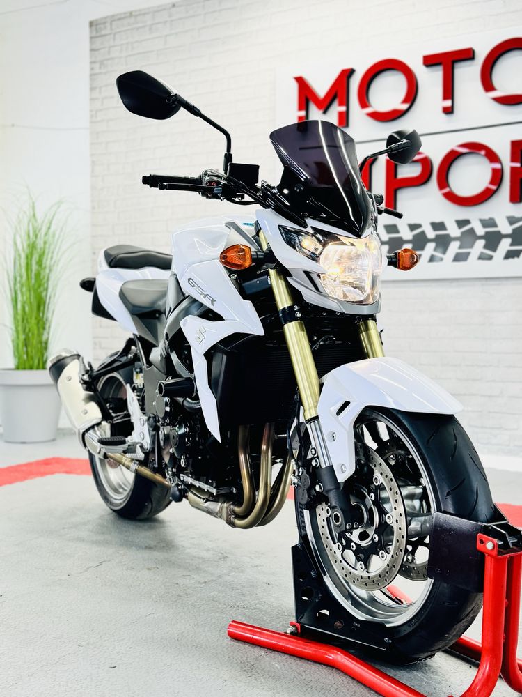 мотоцикл Suzuki GSR750 ABS в оригіналі тільки з Японії є доставка