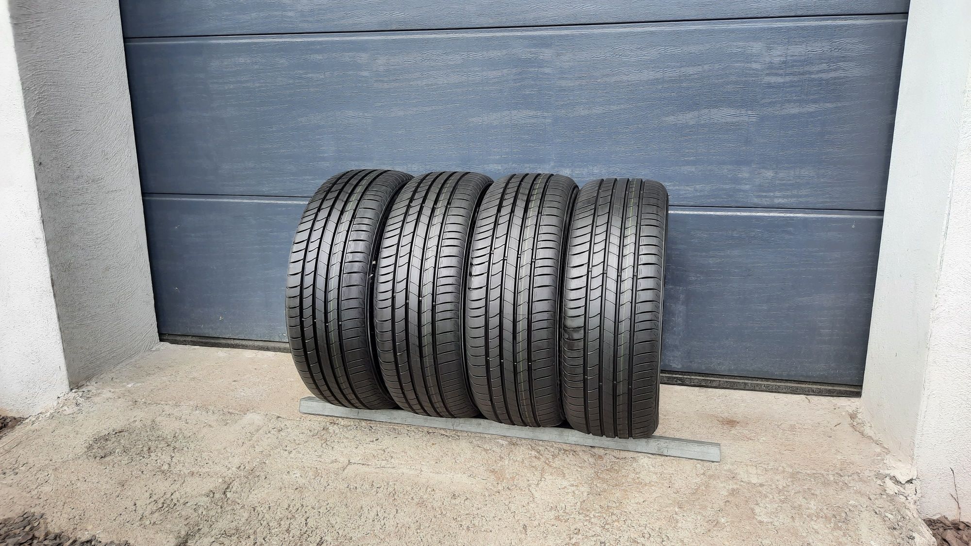 Kumho 215/55 R18 Ecsta NOWE 2022