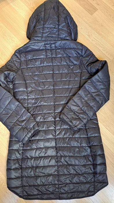 Продам стьобану подовжену куртку Reserved